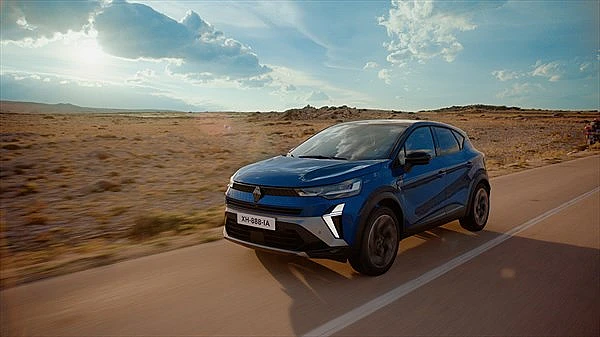 Provjerite posebnu ponudu i odvezite svoj novi Captur